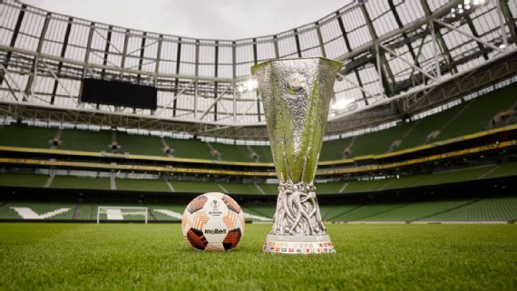 Troféu da Uefa Europa League Karl Bridgeman - UEFA/UEFA via Getty Images)